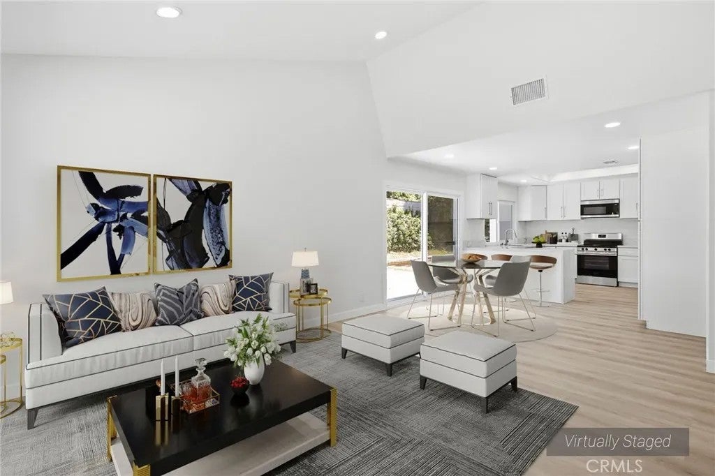 535 Passiflora Drive — photo