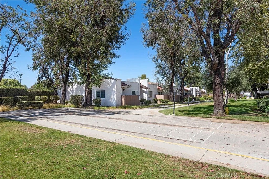 17572 Vandenberg Lane 01 — photo