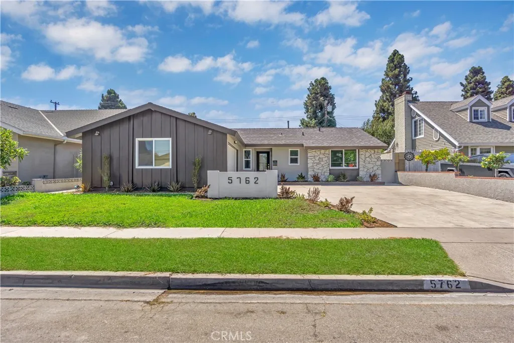 5762 Ludlow — photo