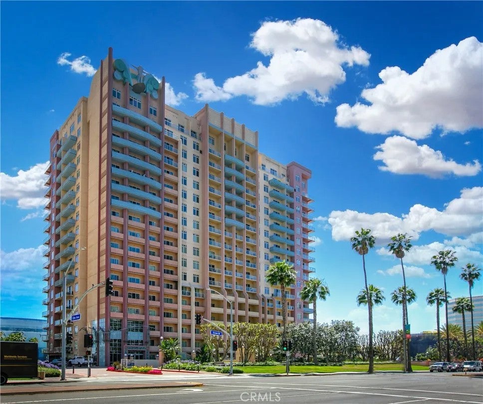 388 E Ocean Boulevard 1415 — photo