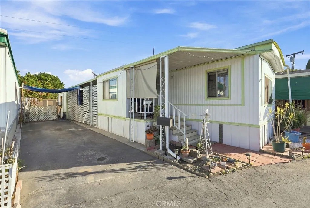 1502 Carson 69, Carson, CA 90745 — photo 3