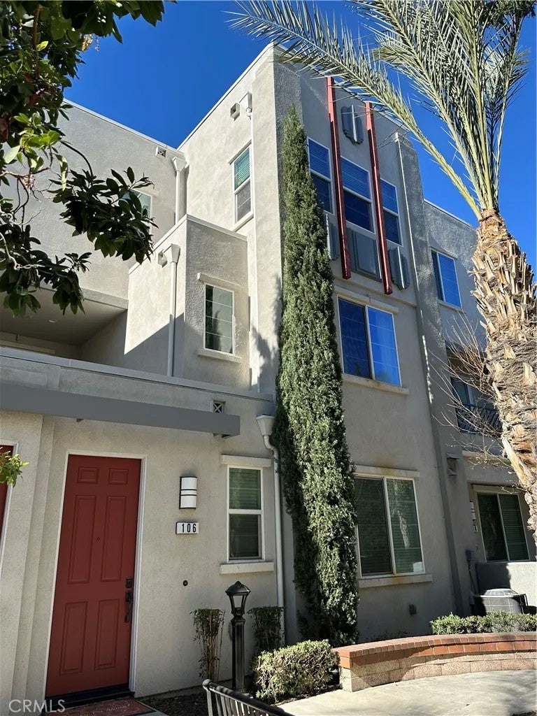 106 Eureka Place — photo