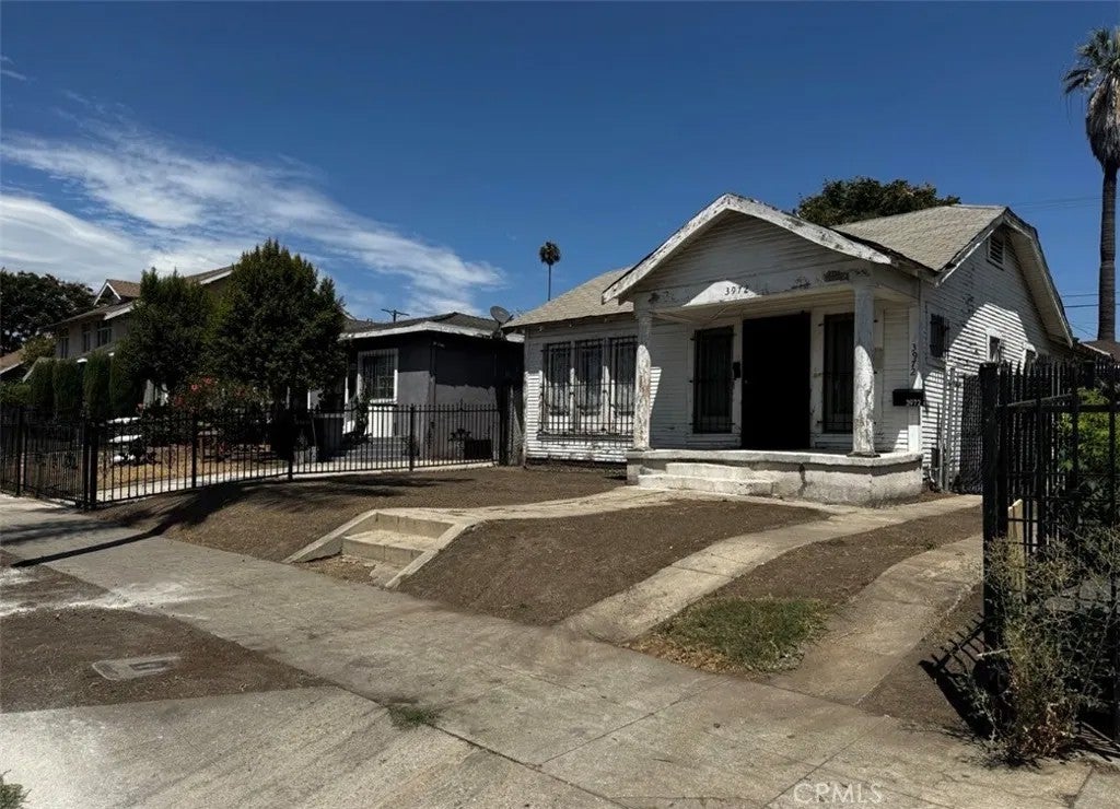 3972 S Hobart — photo