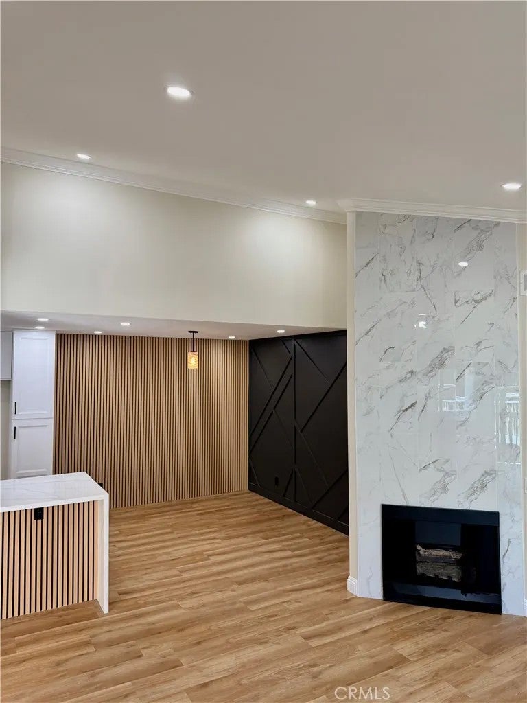 23556 Cambridge Road 327 — photo