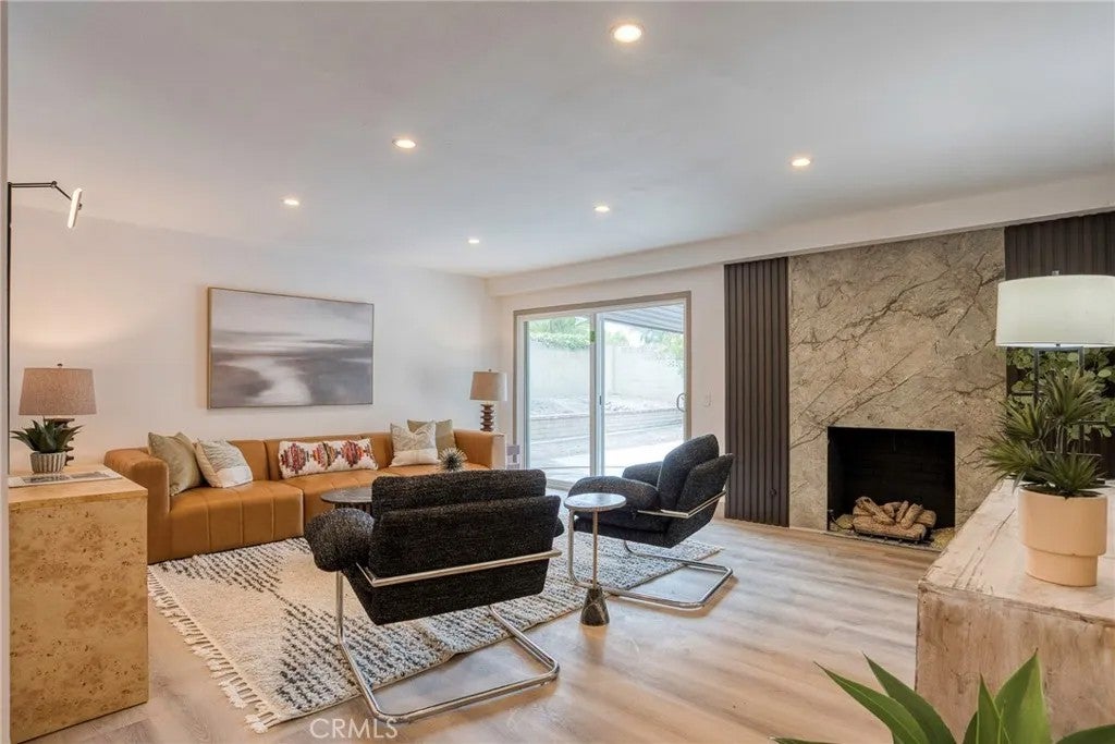 25112 Northrup Drive — photo