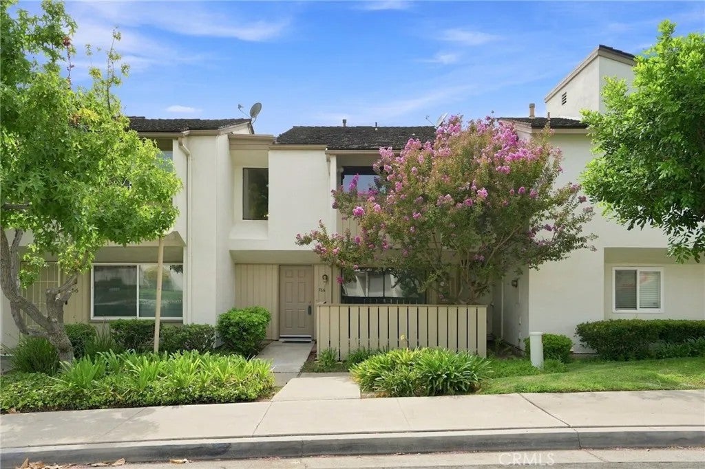 766 Cactus Court — photo