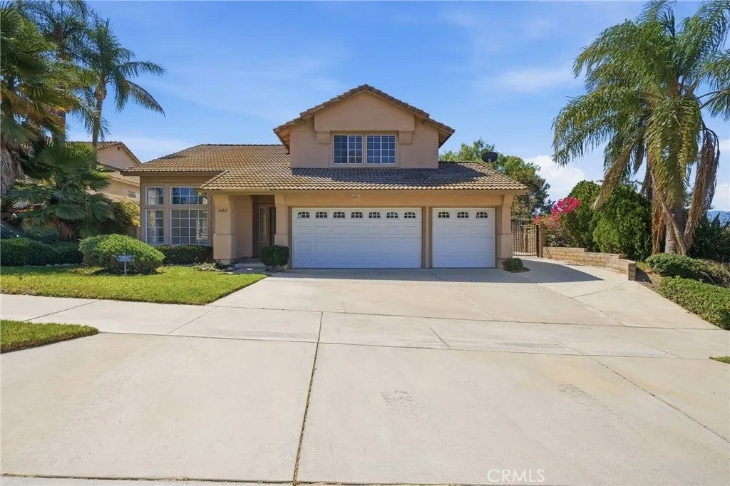 2482 Steven Drive — photo