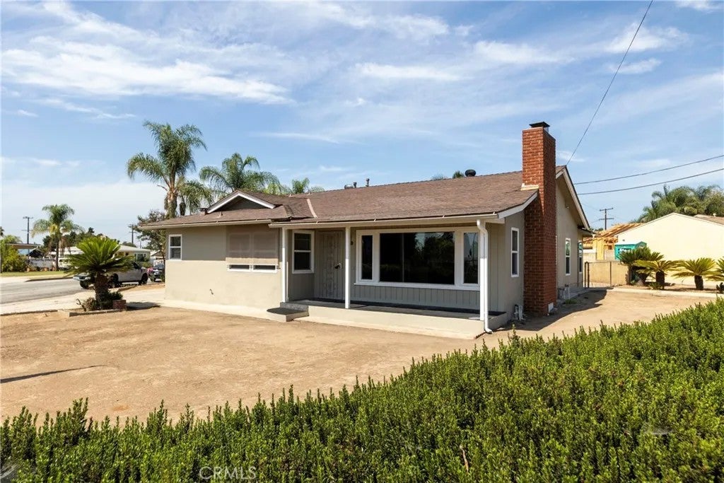 13570 Meyer Road — photo