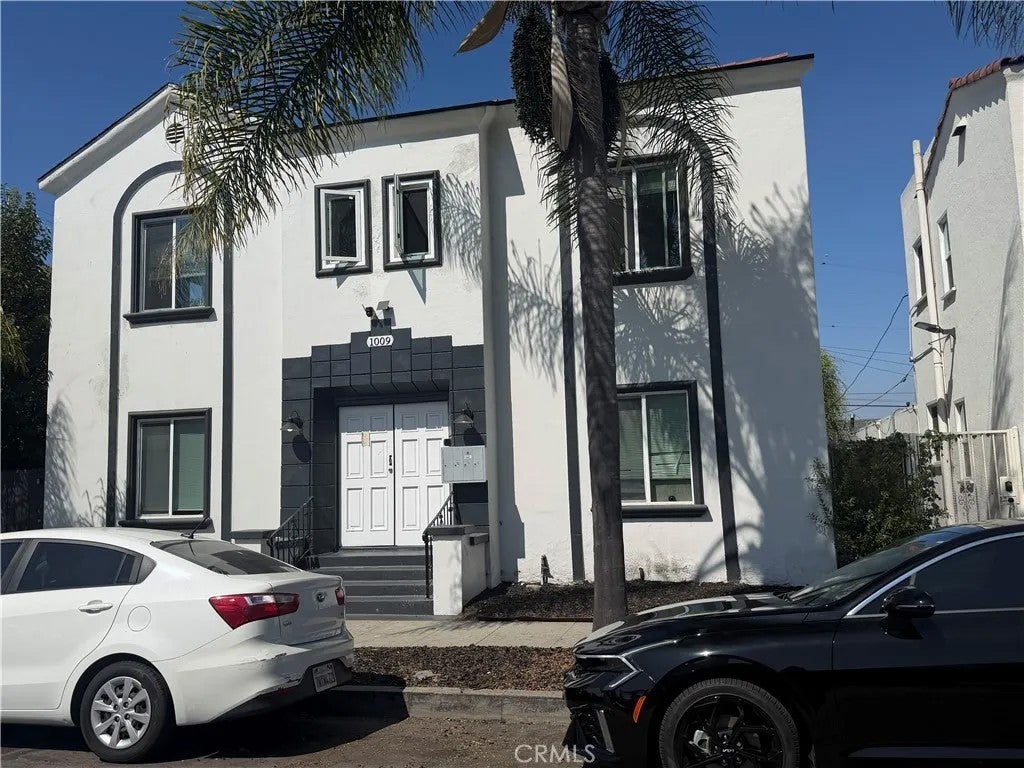 1009 Coronado Avenue 2 — photo