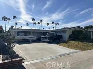18301 Pammy — photo