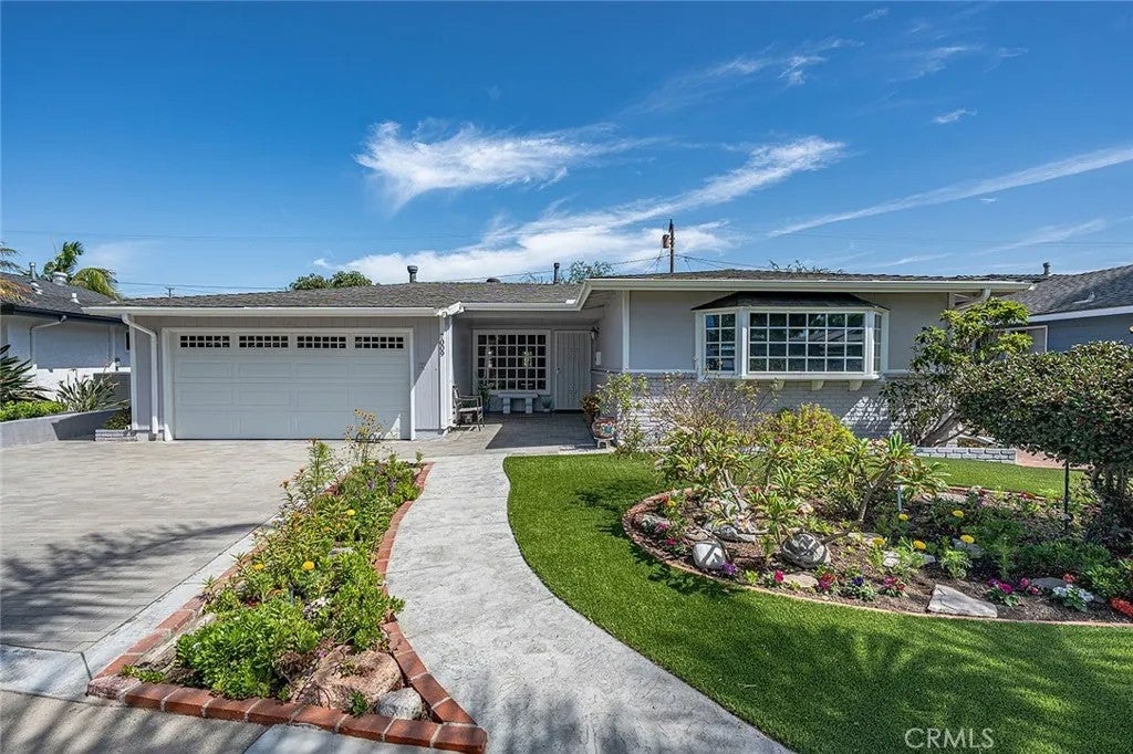 7009 E El Paseo — photo