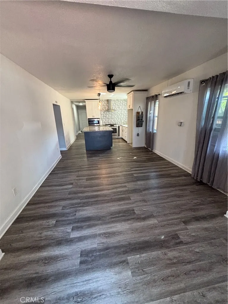 242 E M, Colton, CA 92324 — photo 3