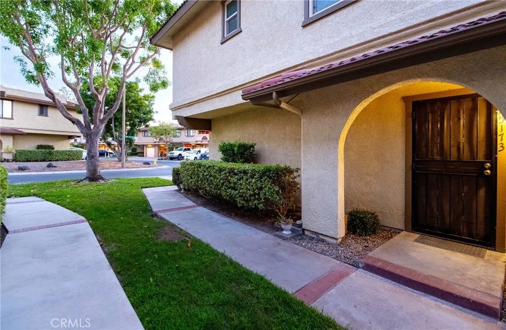 25173 Oak Canyon 4 — photo
