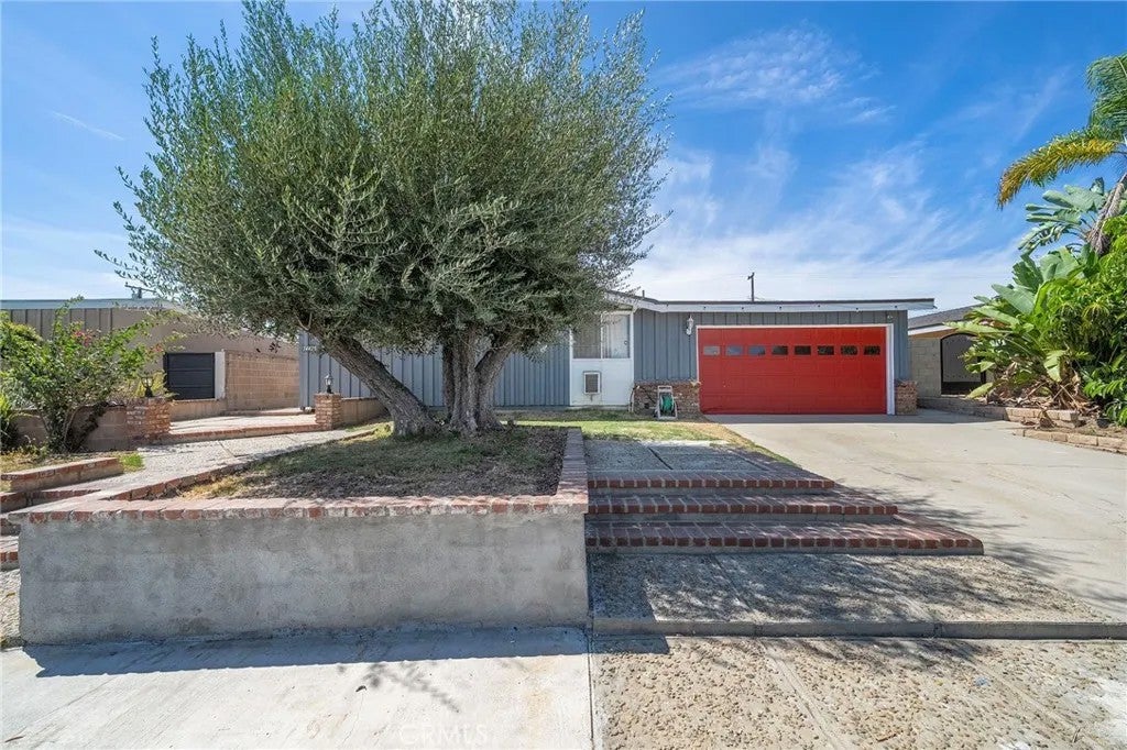 14635 Jalisco Road — photo