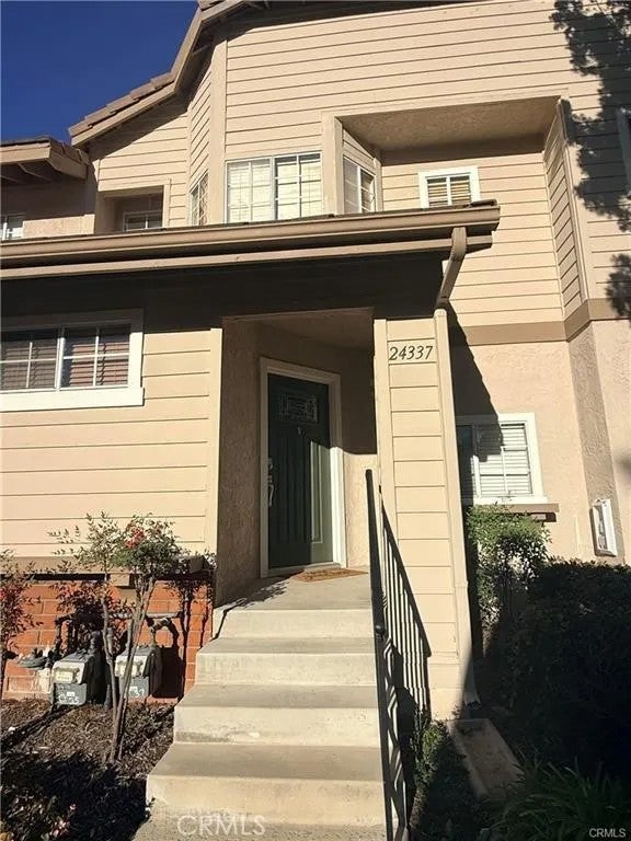 24337 Val Verde Court — photo