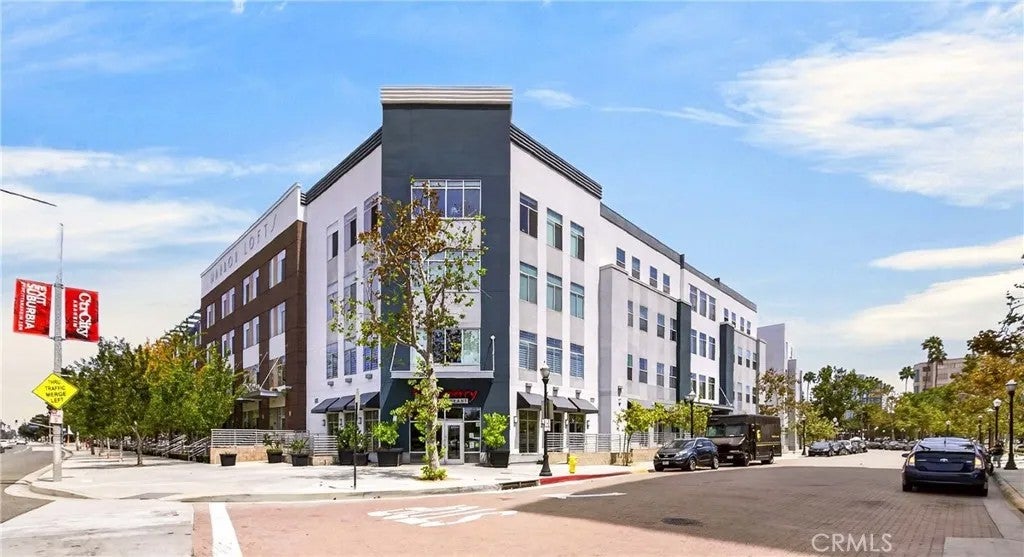 435 W Center Street 316 — photo