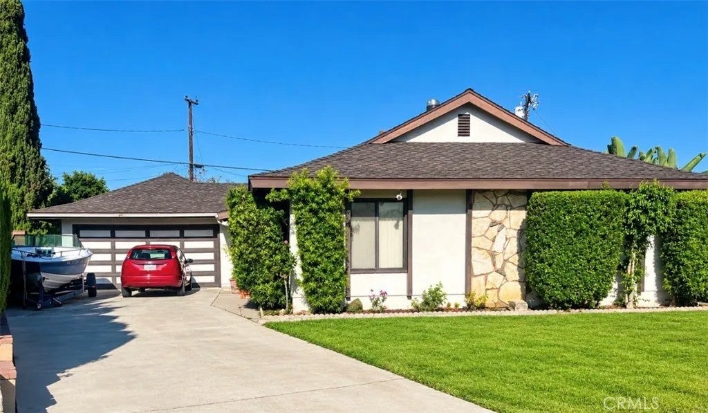 904 Mccart — photo