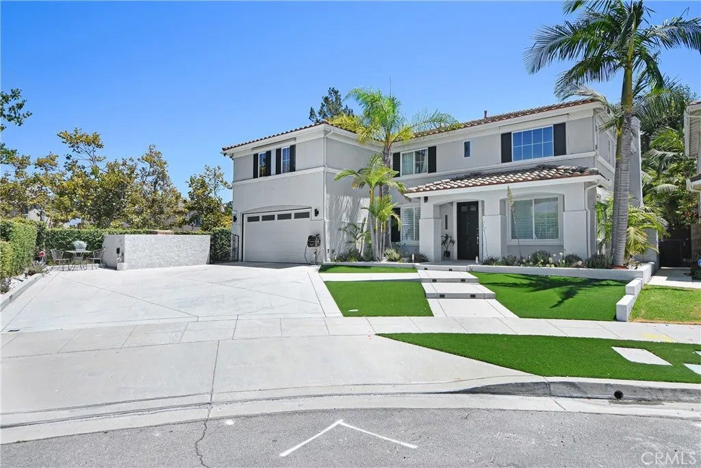 1530 Crestar Court — photo