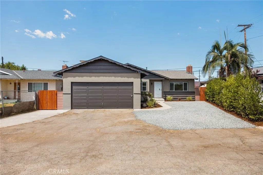 11637 Ranchito — photo