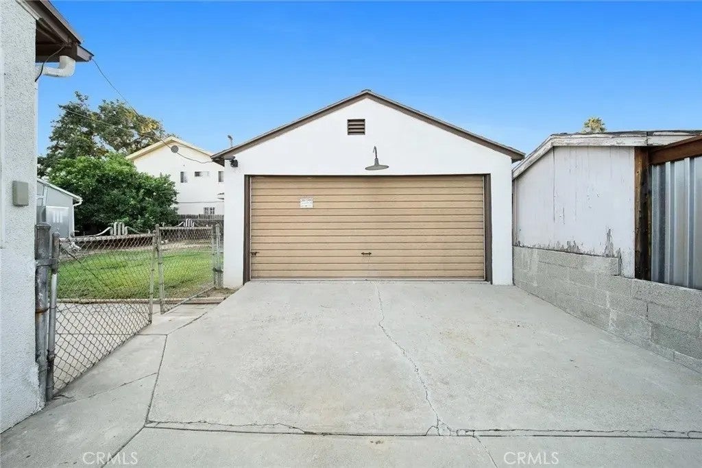 2479 Stevens — photo