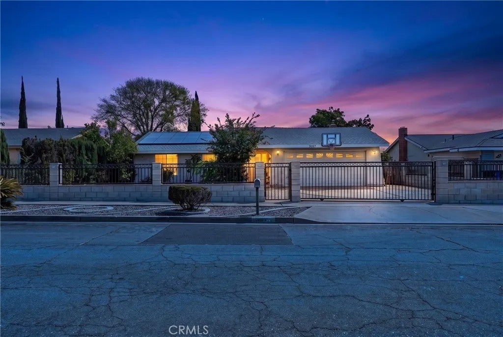 9087 Rosecrest Lane — photo