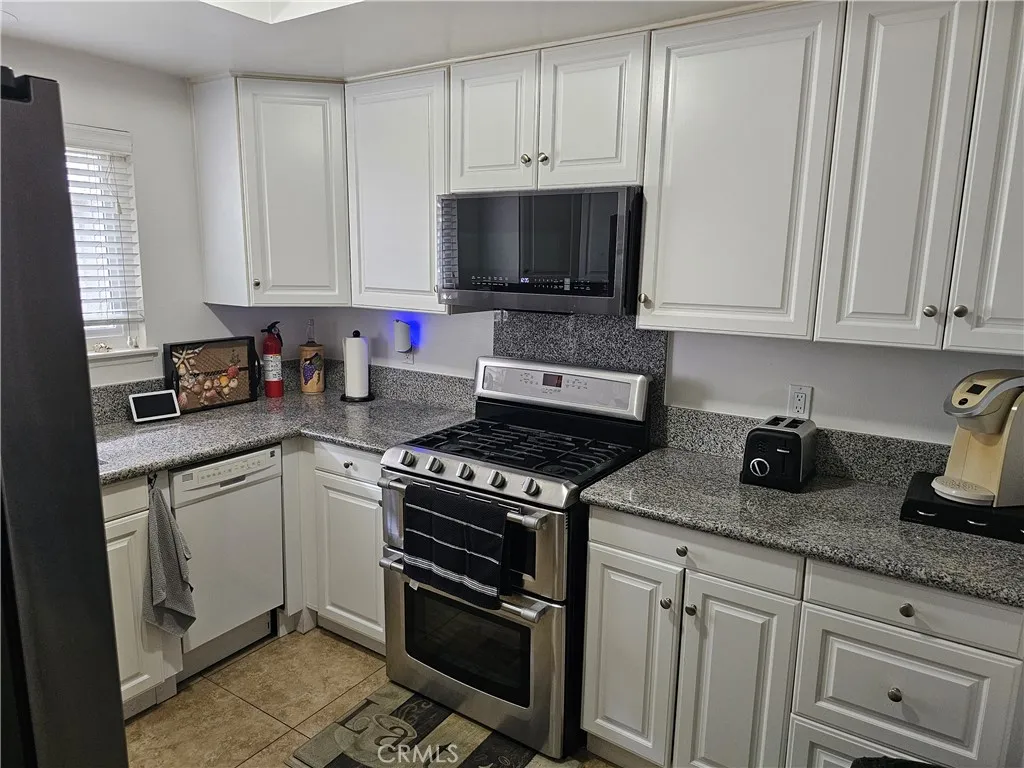 1151 E 1st, Tustin, CA 92780 — photo 2