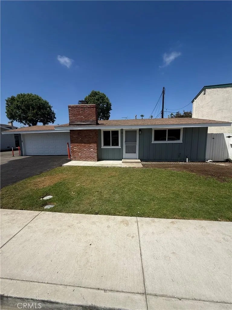 2445 Elden N — photo