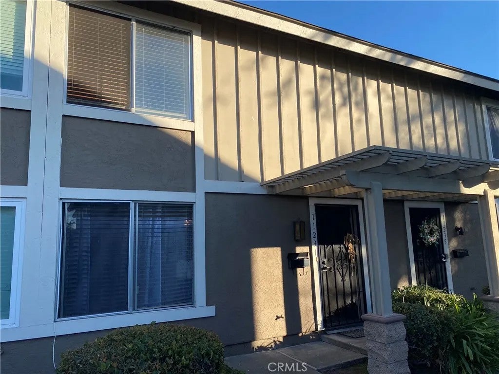 11231 Windemere — photo