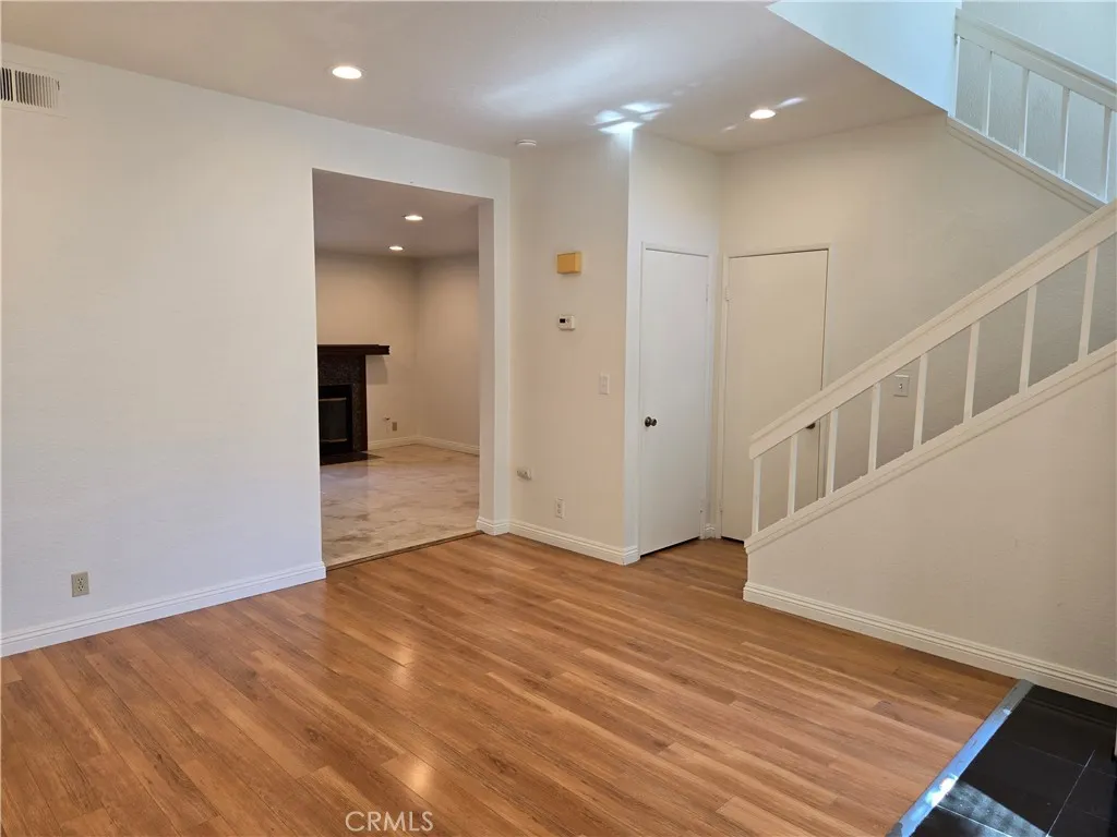 569 Springbrook North, Irvine, CA 92614 — photo 3