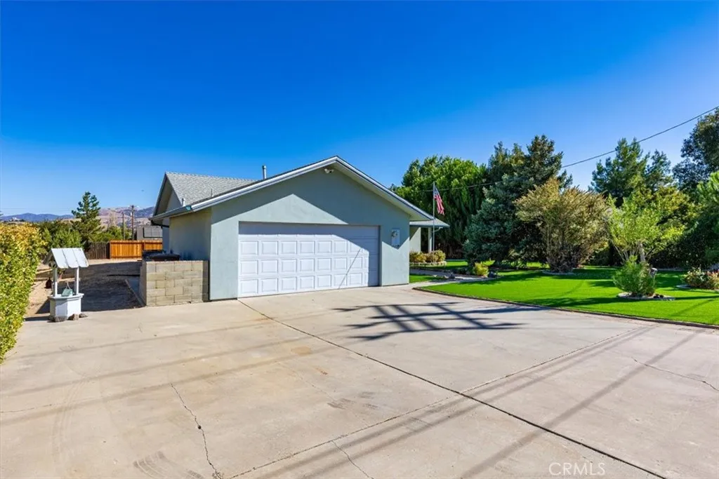 19613 Meadows Road, Tehachapi, CA 93561 — photo 2