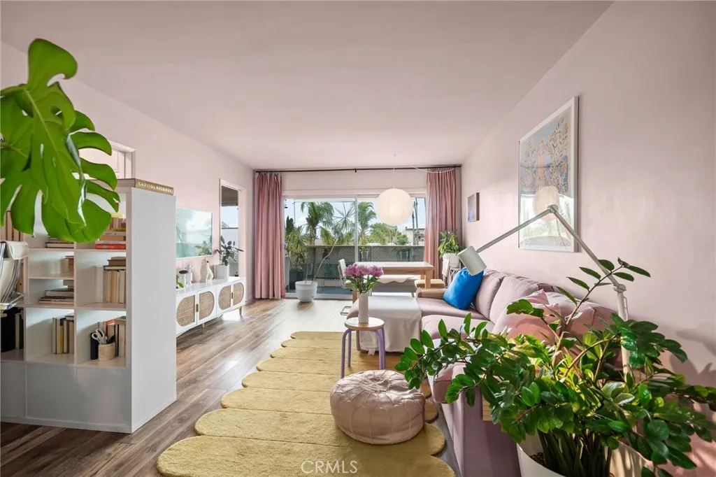 528 Cedar #3A, Long Beach, CA 90802 — photo 3
