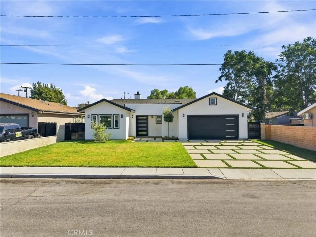 738 California — photo
