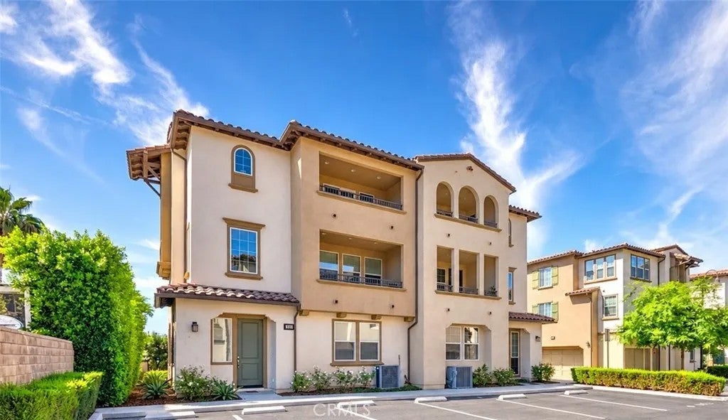 1220 W. La Habra Blvd. — photo