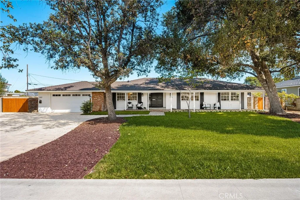 1209 E Walnut, Orange, CA 92867 — photo 2