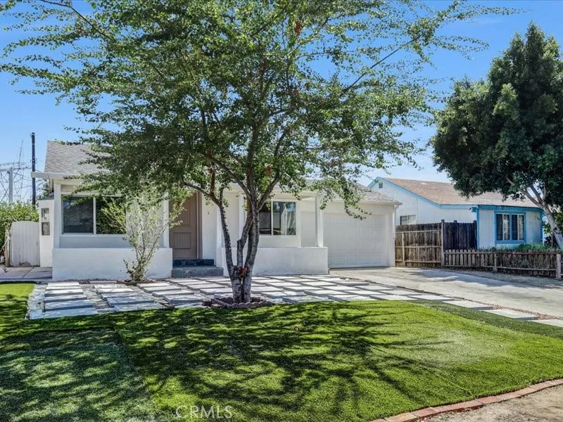 11822 Rialto — photo