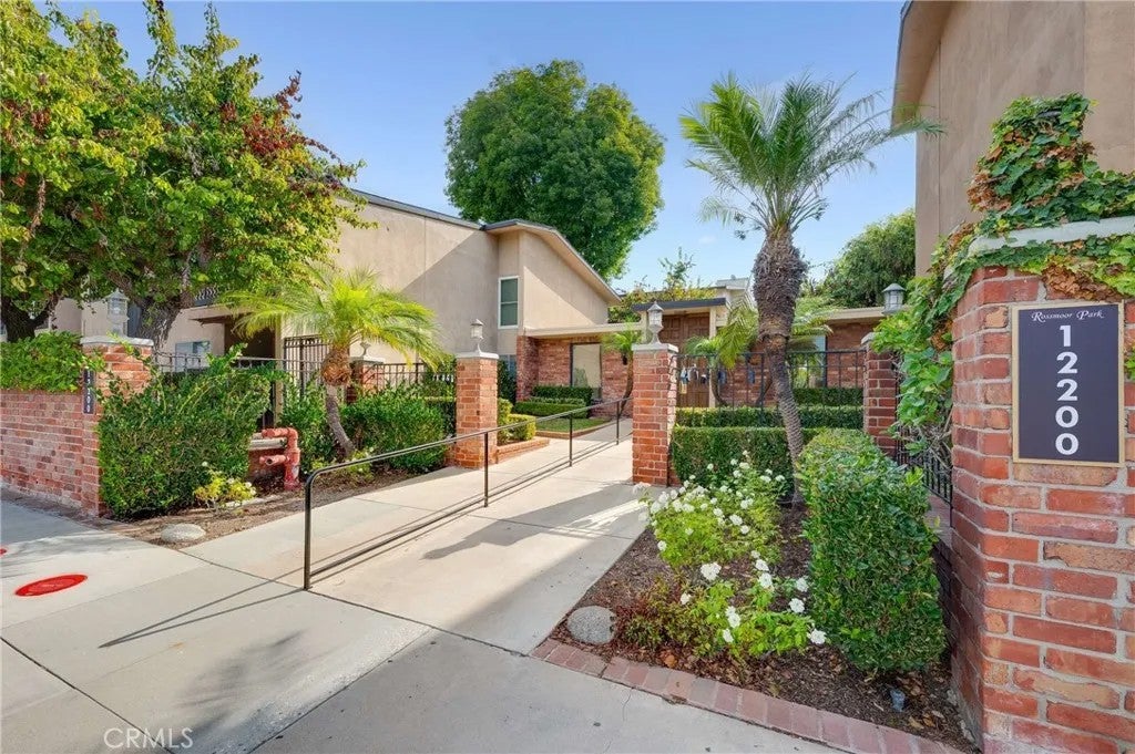 12200 Montecito H101 — photo