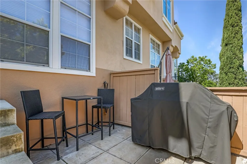 8017 E Naples, Anaheim, CA 92808 — photo 2