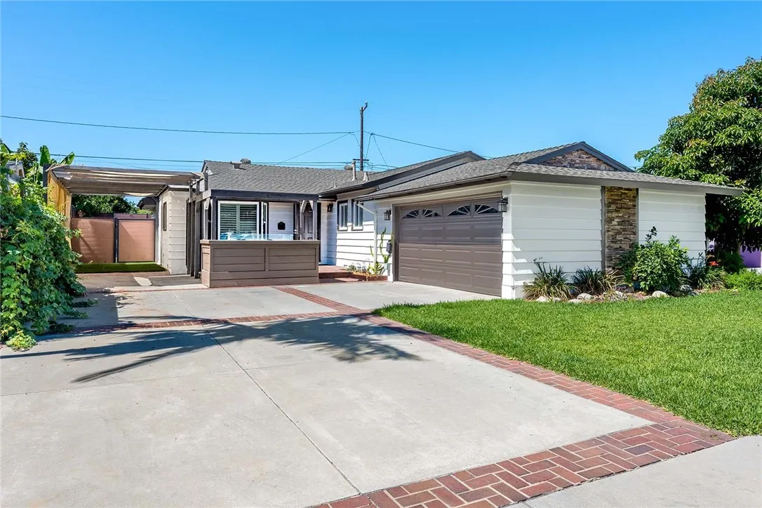 2425 Heather, Long Beach, CA 90815 — photo 2