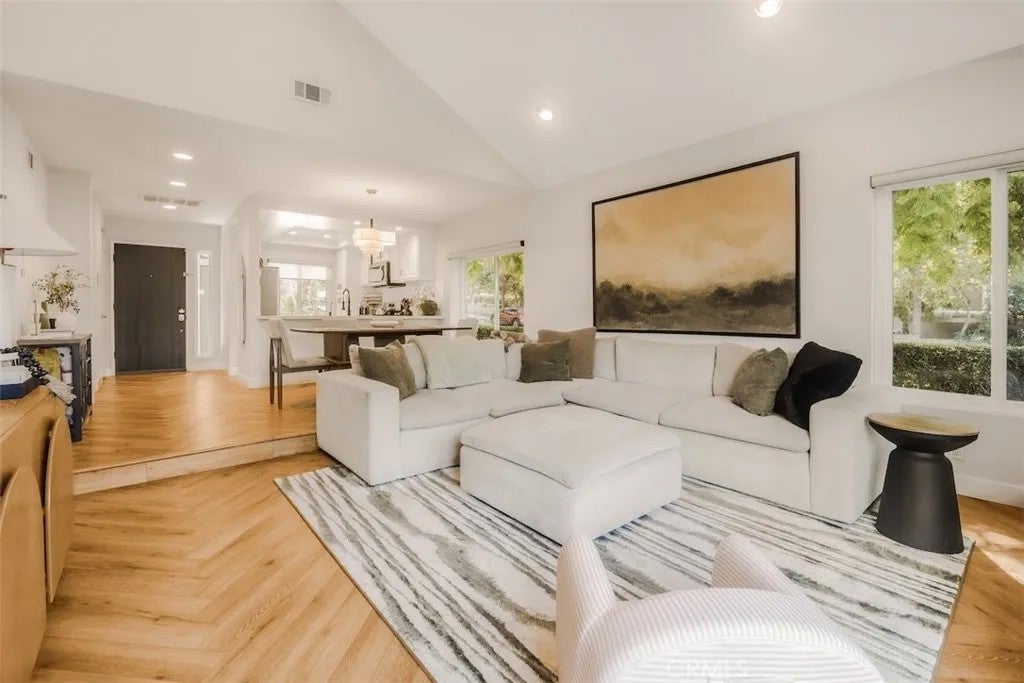 189 S Solana Drive 1 — photo