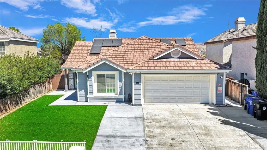 14596 Cardiff Lane — photo