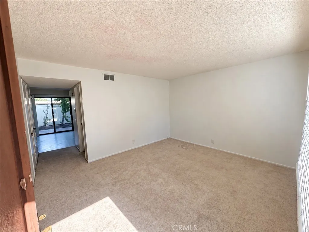 2 Greenleaf, Irvine, CA 92604 — photo 3