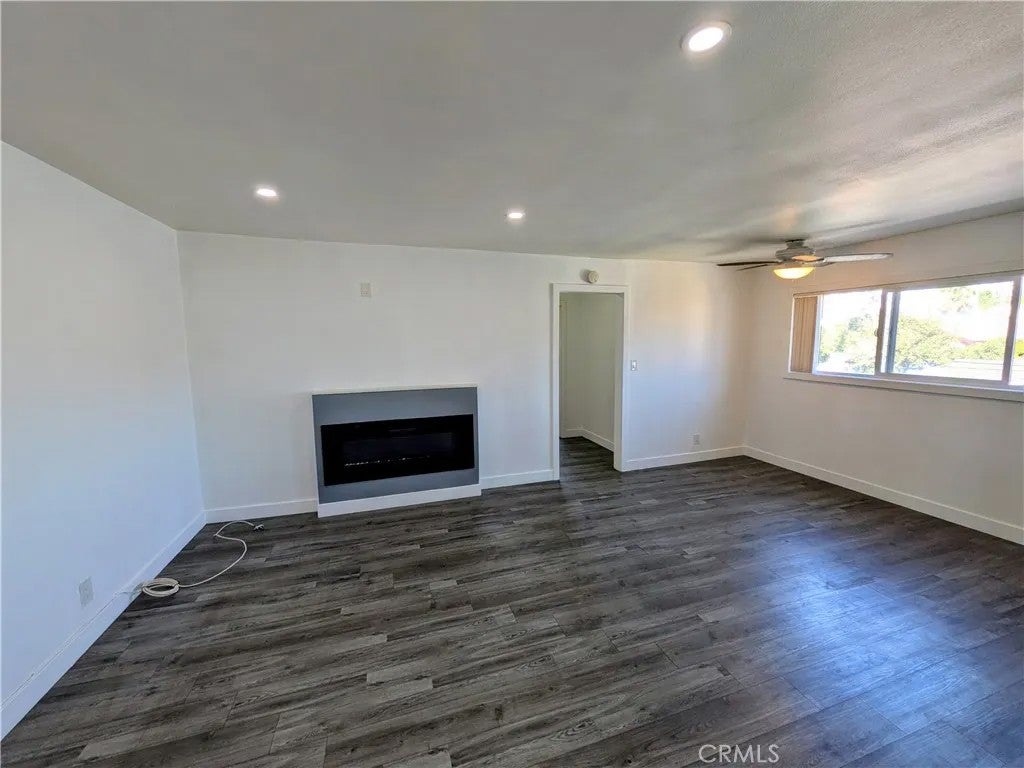 1708 Pine Avenue 14 — photo