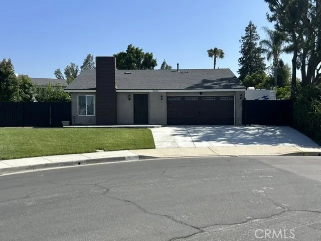 6866 Jasmine Court — photo