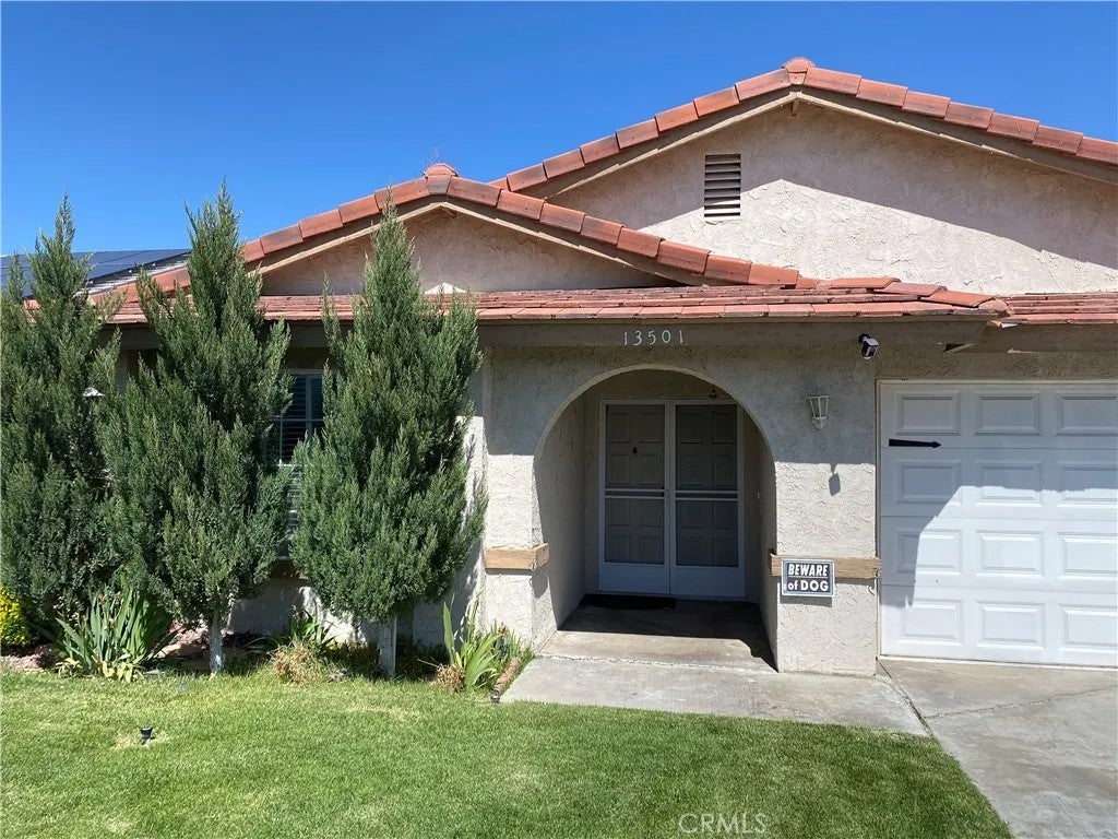 13501 Driftwood Drive — photo