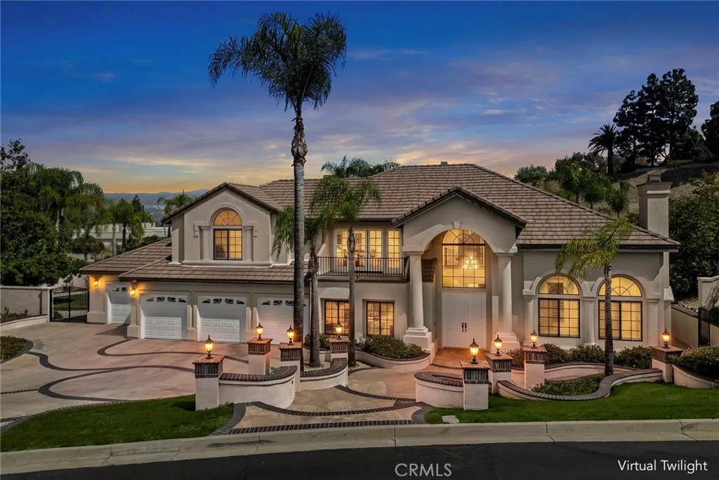 240 S Willowcreek Lane — photo