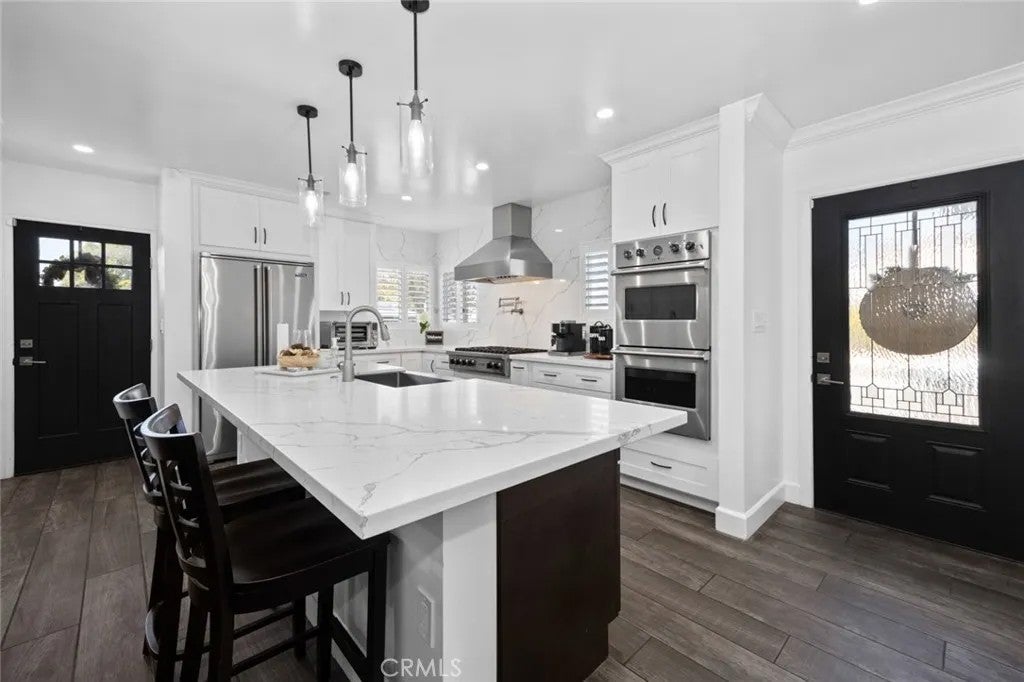 15202 Fernview — photo