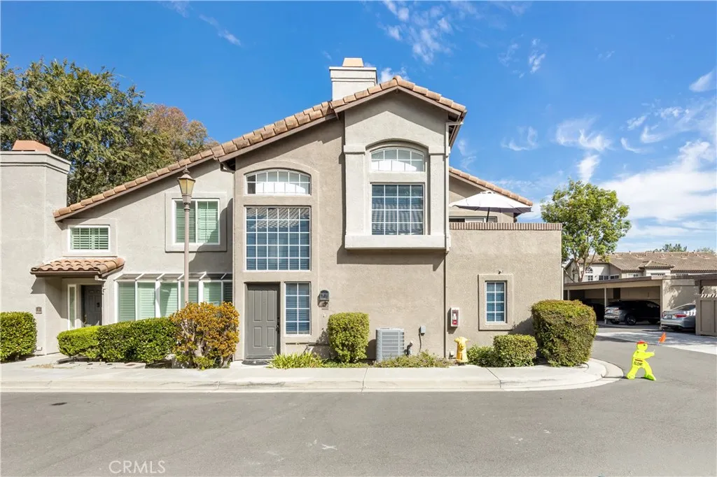 10 Tamarac — photo