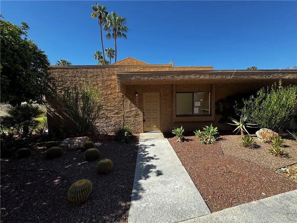 5798 Los Coyotes Drive — photo