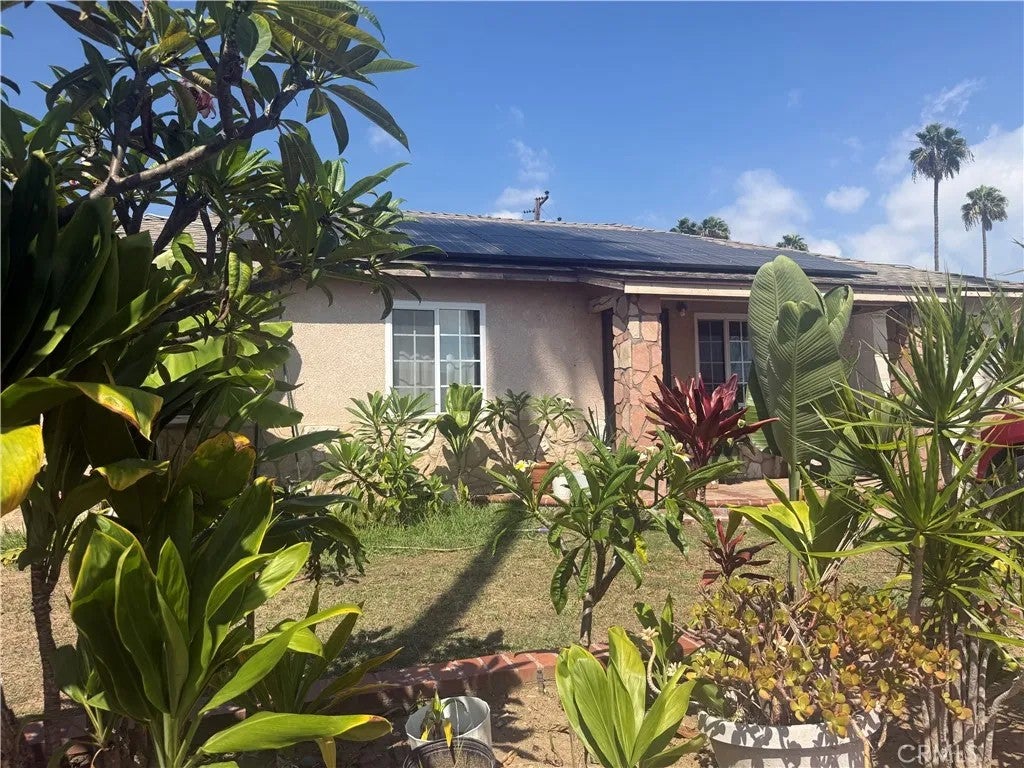 233 E 184th, Carson, CA 90746 — photo 2
