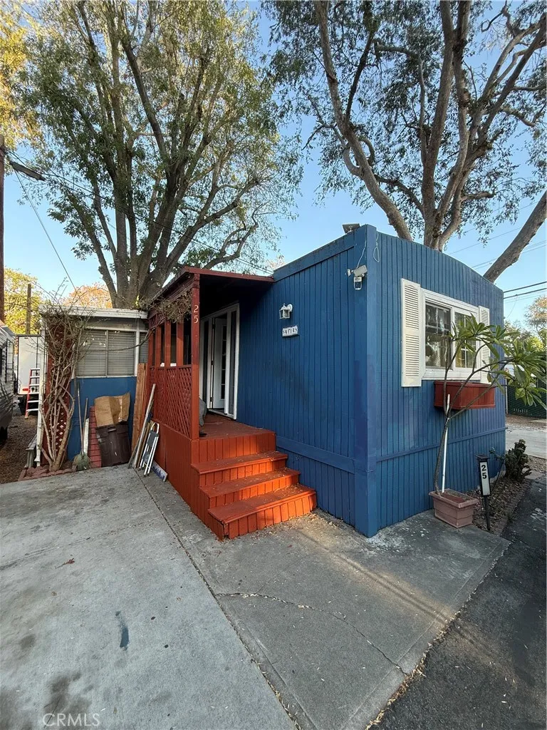 300 E Arbor Unit 25 — photo